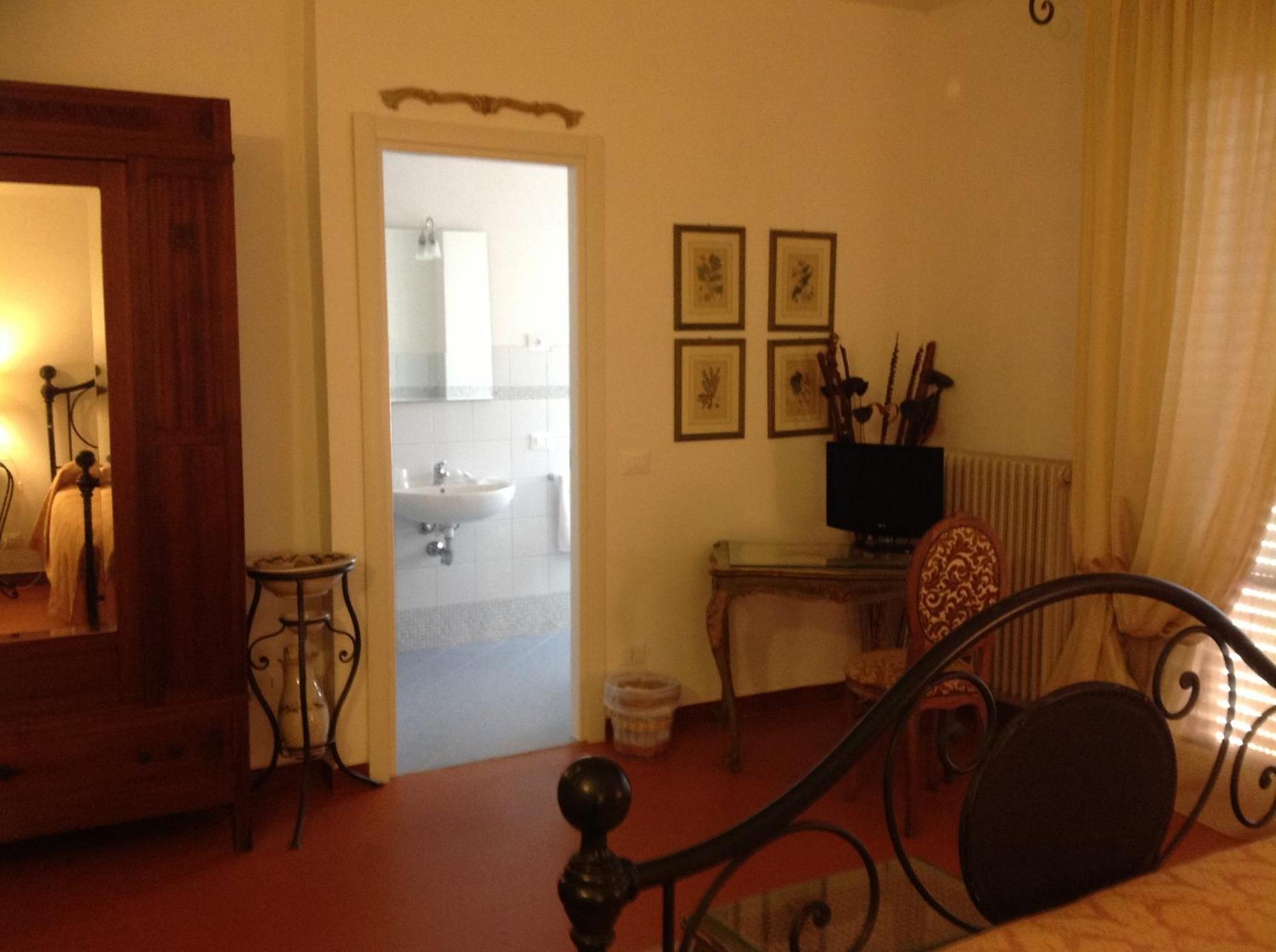 Cisanello House Hotel Pisa Luaran gambar